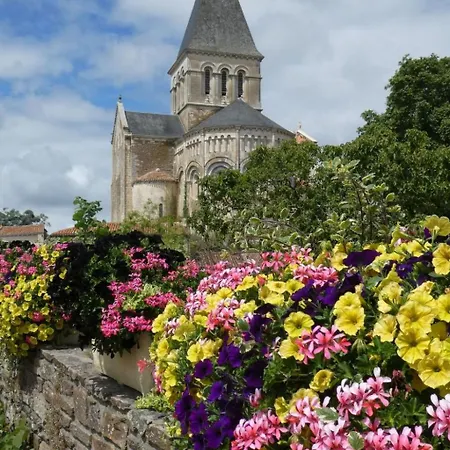 Huebsches Tiny Mit Waldblick Im By Interhome * Mareuil-sur-Lay