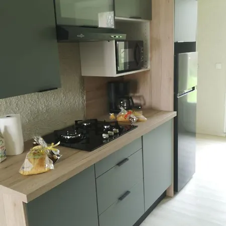 Huebsches Tiny Mit Waldblick Im By Interhome * Mareuil-sur-Lay