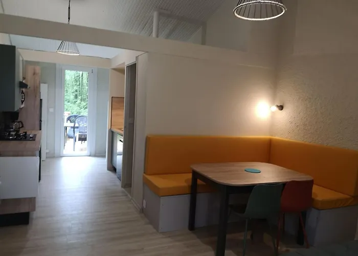 Huebsches Tiny Mit Waldblick Im By Interhome Ferienhaus Mareuil-sur-Lay