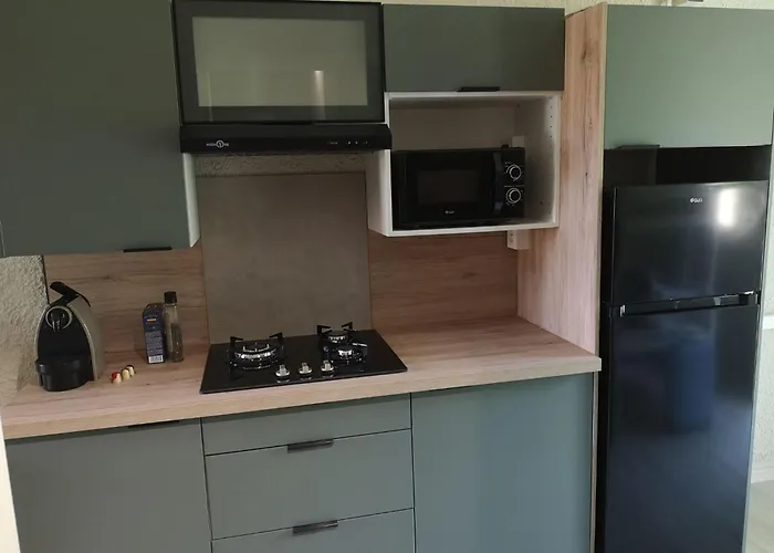 Huebsches Tiny Mit Waldblick Im By Interhome Ferienhaus Mareuil-sur-Lay